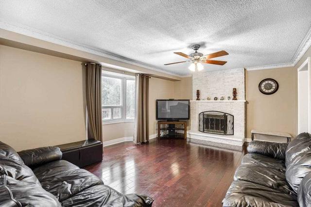 31 Rosegarden Dr, House detached with 4 bedrooms, 4 bathrooms and 20 parking in Brampton ON | Image 21