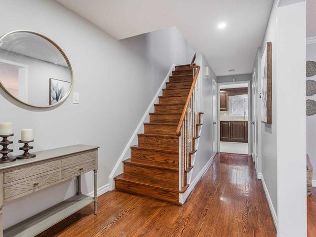 79 Carondale Cres, House attached with 4 bedrooms, 3 bathrooms and 3 parking in Toronto ON | Image 6
