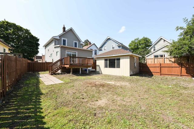 4737 Epworth Circ, House detached with 3 bedrooms, 2 bathrooms and 2 parking in Niagara Falls ON | Image 35