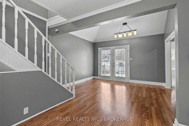 63 Lorne St, House detached with 4 bedrooms, 4 bathrooms and 7 parking in St. Catharines ON | Image 25