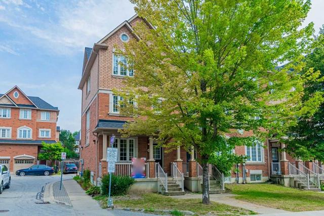 2211 Weston Rd, House attached with 3 bedrooms, 2 bathrooms and 1 parking in Toronto ON | Image 12