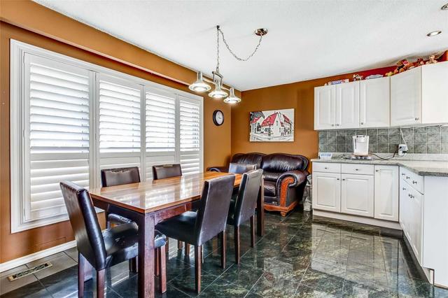 3046 Windwood Dr, House detached with 3 bedrooms, 4 bathrooms and 5 parking in Mississauga ON | Image 11