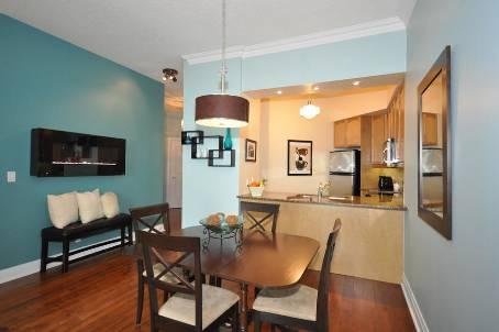 lph3 - 70 Absolute Ave, Condo with 3 bedrooms, 2 bathrooms and 1 parking in Mississauga ON | Image 4