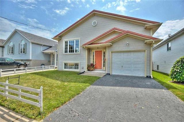 216 Parnell Rd, House detached with 3 bedrooms, 2 bathrooms and 1 parking in St. Catharines ON | Image 10