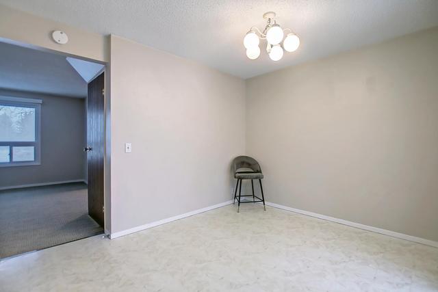 4355 38 Street Ne, House detached with 3 bedrooms, 1 bathrooms and 1 parking in Calgary AB | Image 4