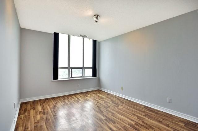 2905 - 156 Enfield Pl, Condo with 2 bedrooms, 2 bathrooms and 2 parking in Mississauga ON | Image 12