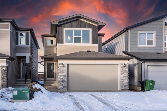 92 Walgrove Rise Se, House detached with 3 bedrooms, 3 bathrooms and 4 parking in Calgary AB | Image 14