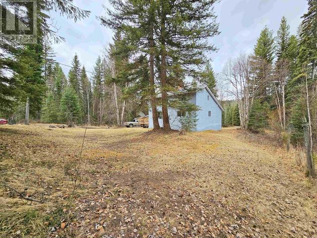 3669 Bradley Creek Road, House detached with 3 bedrooms, 2 bathrooms and null parking in Cariboo H BC | Image 25
