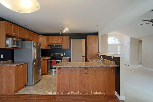 12 Riverside Circ, Condo with 2 bedrooms, 2 bathrooms and 3 parking in West Lincoln ON | Image 7