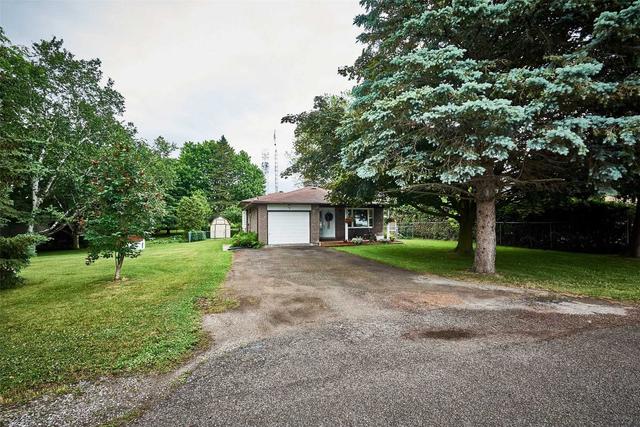 555 Amos St, House detached with 4 bedrooms, 2 bathrooms and 5 parking in Clarington ON | Image 1