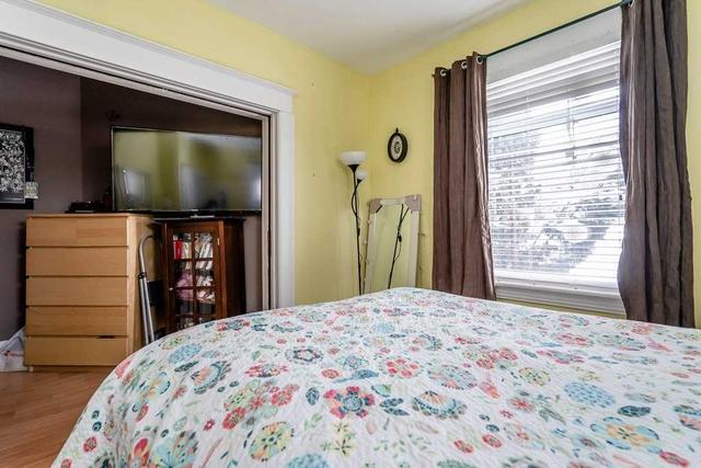 635 Yonge St, House detached with 3 bedrooms, 2 bathrooms and 4 parking in Midland ON | Image 3