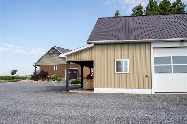 3875 County 14 Road, House detached with 4 bedrooms, 3 bathrooms and 20 parking in South Stormont ON | Image 27