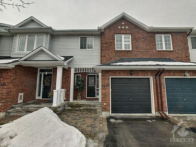 4460 Wildmint Square, Townhouse with 3 bedrooms, 2 bathrooms and 4 parking in Ottawa ON | Image 1