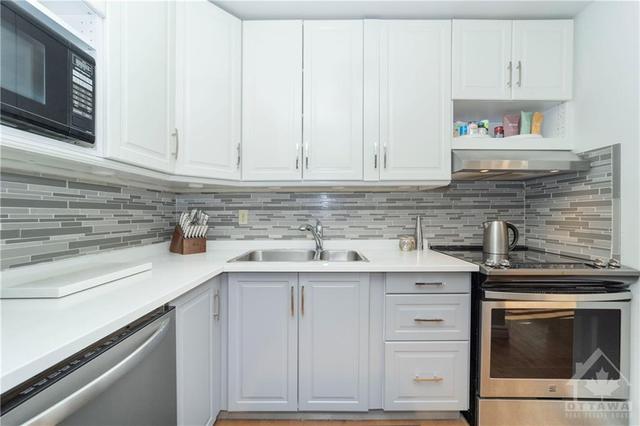 45 Preston Street S, Townhouse with 3 bedrooms, 3 bathrooms and 2 parking in Ottawa ON | Image 16