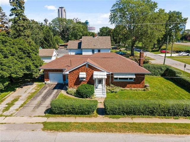 6492 Orchard Ave, House detached with 3 bedrooms, 1 bathrooms and 4 parking in Niagara Falls ON | Image 12