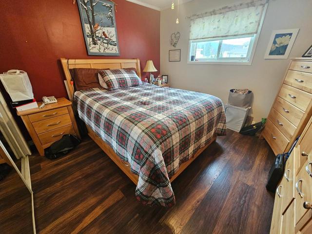1866 Cole Street, House detached with 4 bedrooms, 2 bathrooms and 4 parking in Fruitvale BC | Image 6