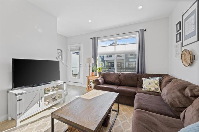 119 Les Jardins Park Se, Home with 2 bedrooms, 2 bathrooms and 2 parking in Calgary AB | Image 10