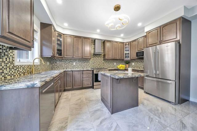 14 Loomis Rd, House detached with 5 bedrooms, 5 bathrooms and 4 parking in Brampton ON | Image 7