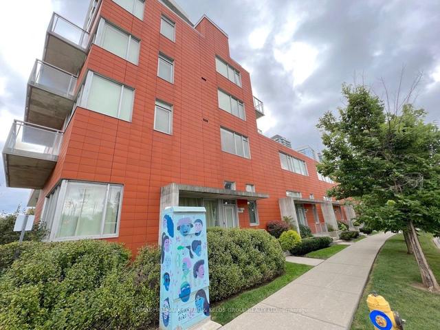 th 2 - 21 Churchill Ave, Townhouse with 3 bedrooms, 3 bathrooms and 2 parking in Toronto ON | Image 1