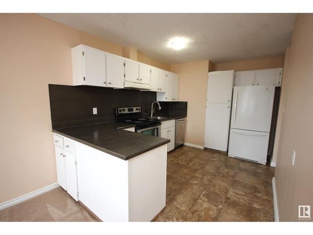 221 - 95 Mckenney Av, Condo with 2 bedrooms, 1 bathrooms and null parking in St. Albert AB | Image 13