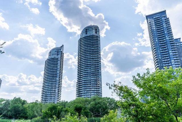 210 - 2230 Lake Shore Blvd W, Condo with 1 bedrooms, 1 bathrooms and 1 parking in Toronto ON | Image 1