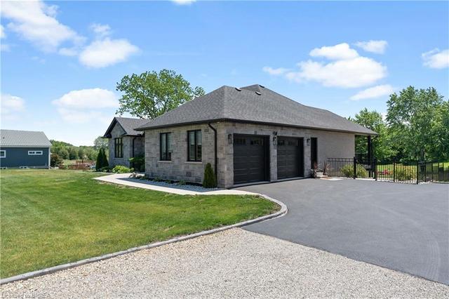 262 Brant County Highway 5, House detached with 4 bedrooms, 3 bathrooms and 16 parking in Brant ON | Image 5