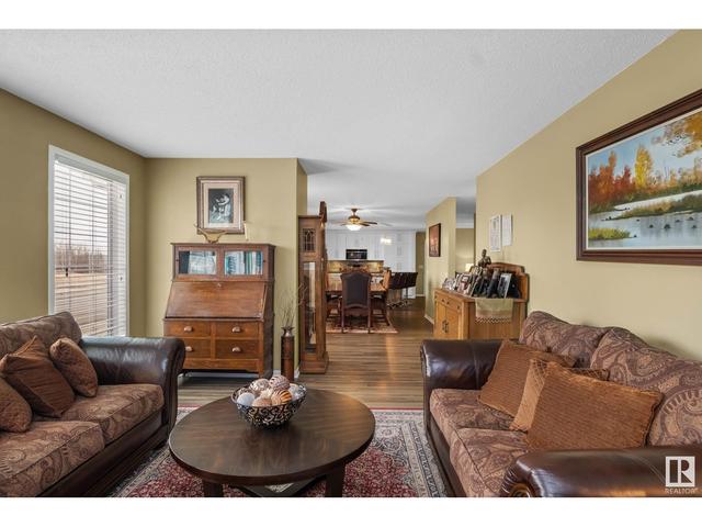 4503 55 Av, House detached with 2 bedrooms, 2 bathrooms and 6 parking in Lamont AB | Image 7