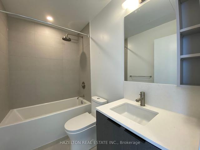 4502 - 55 Mercer St, Condo with 3 bedrooms, 2 bathrooms and 1 parking in Toronto ON | Image 6