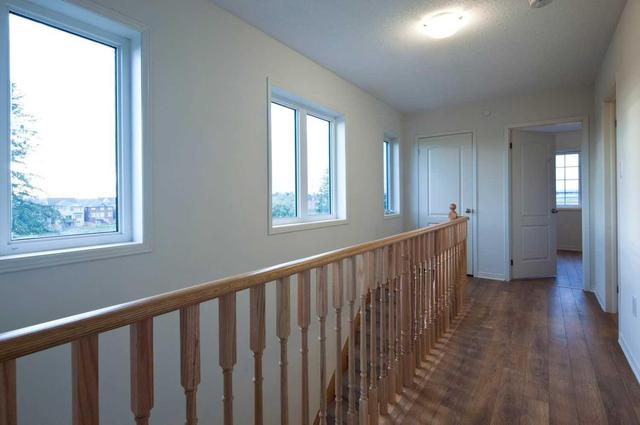 2514 Bromus Path, Condo with 4 bedrooms, 3 bathrooms and 1 parking in Oshawa ON | Image 12