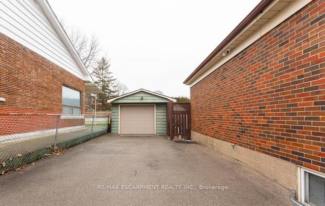 12 West 21st St, House detached with 3 bedrooms, 2 bathrooms and 6 parking in Hamilton ON | Image 30