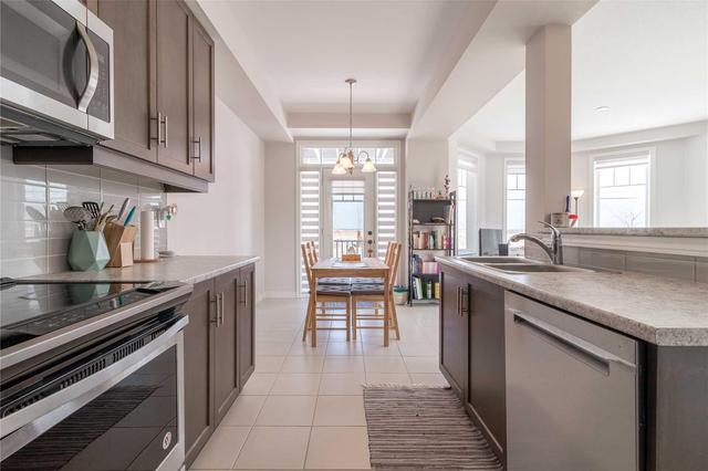 102 Dunrobin Lane, House attached with 3 bedrooms, 4 bathrooms and 1 parking in Ottawa ON | Image 8