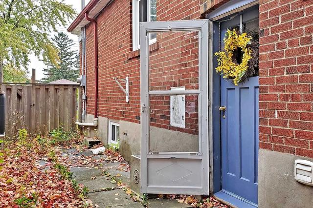 main - 18 Scranton Rd, House detached with 3 bedrooms, 2 bathrooms and 2 parking in Toronto ON | Image 24