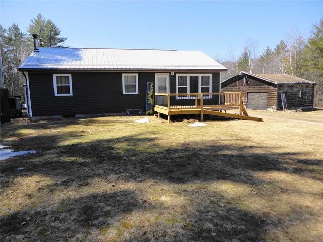 14756 Highway 41, House detached with 3 bedrooms, 1 bathrooms and 8 parking in North Frontenac ON | Image 12