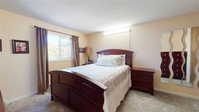 44 Ducatel Cres, House semidetached with 3 bedrooms, 3 bathrooms and 3 parking in Ajax ON | Image 8