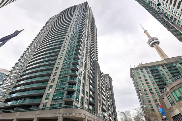 3712 - 19 Grand Trunk Cres, Condo with 1 bedrooms, 1 bathrooms and 1 parking in Toronto ON | Image 19