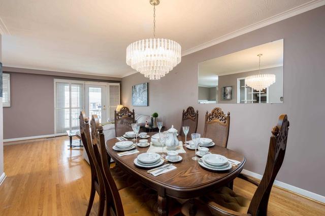 23 Friary Crt, House semidetached with 3 bedrooms, 2 bathrooms and 5 parking in Toronto ON | Image 4