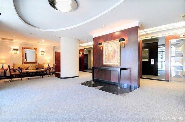 1202 - 238 Doris Ave, Condo with 2 bedrooms, 2 bathrooms and 1 parking in Toronto ON | Image 3
