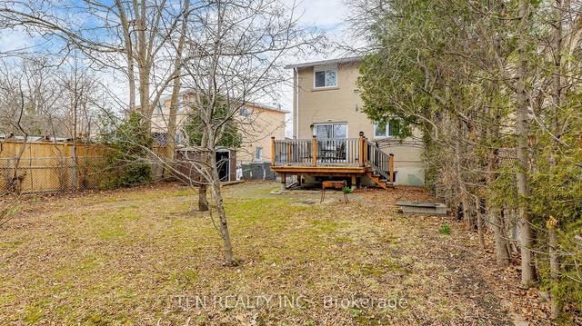 60 Elise Terr, House semidetached with 3 bedrooms, 3 bathrooms and 4 parking in Toronto ON | Image 14