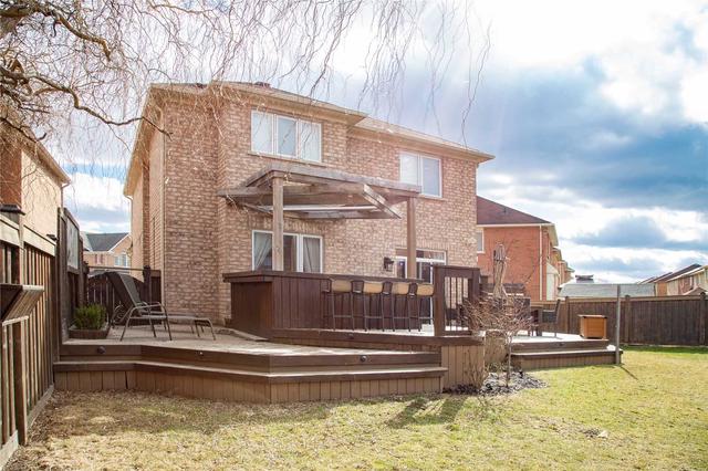 61 Iron Block Dr, House detached with 4 bedrooms, 4 bathrooms and 6 parking in Brampton ON | Image 26