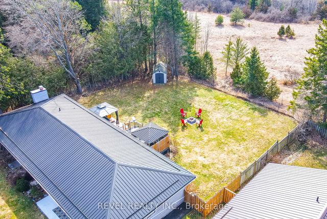 114 Reid St, House detached with 2 bedrooms, 2 bathrooms and 5 parking in Kawartha Lakes ON | Image 30