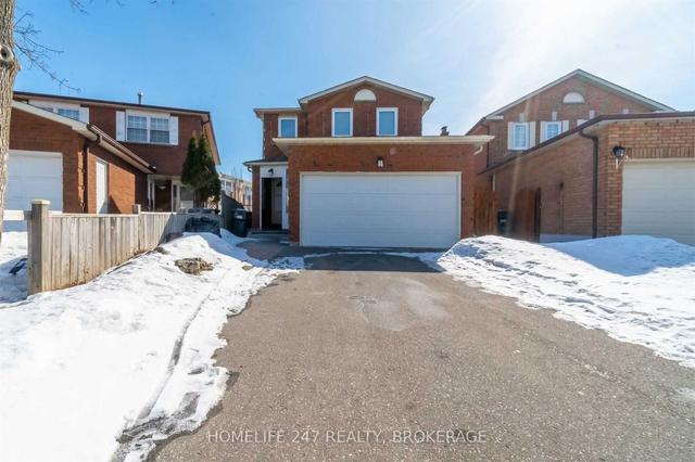 114 Daffodil Pl N, House detached with 3 bedrooms, 4 bathrooms and 8 parking in Brampton ON | Image 1