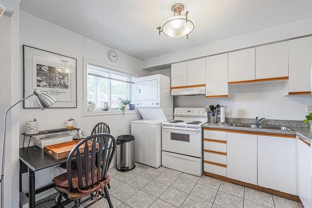131 Beatrice St, House semidetached with 4 bedrooms, 4 bathrooms and 2 parking in Toronto ON | Image 17