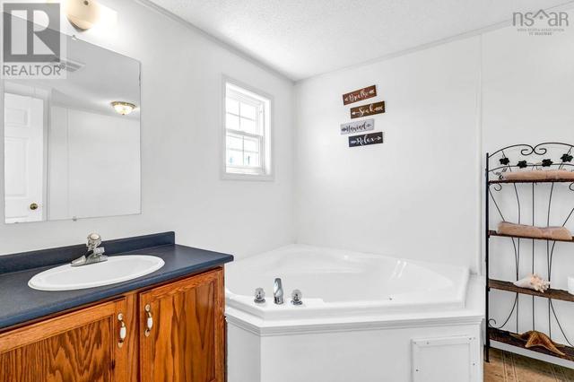 49 Conrod Beach Road, Home with 3 bedrooms, 1 bathrooms and null parking in Halifax NS | Image 27