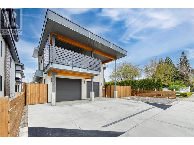 700 Churchill Avenue, House detached with 4 bedrooms, 2 bathrooms and 6 parking in Penticton BC | Image 29
