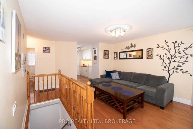 74 Seventeenth St, House detached with 2 bedrooms, 2 bathrooms and 6 parking in Toronto ON | Image 23
