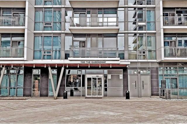 920 - 1185 The Queensway Ave, Condo with 2 bedrooms, 2 bathrooms and 1 parking in Toronto ON | Image 12