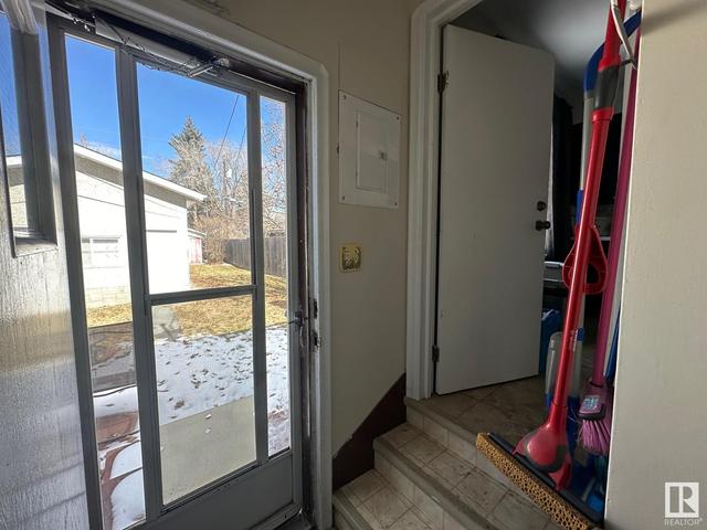 10914 66 Av Nw, House detached with 4 bedrooms, 2 bathrooms and null parking in Edmonton AB | Image 22