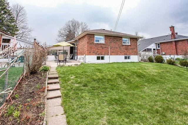 77 Benshire Dr, House detached with 3 bedrooms, 2 bathrooms and 2 parking in Toronto ON | Image 38
