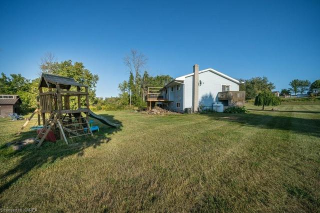 523 South Shore Road, House detached with 3 bedrooms, 1 bathrooms and 8 parking in Greater Napanee ON | Image 35