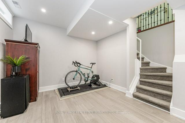 39 Louvain Dr, House detached with 4 bedrooms, 4 bathrooms and 6 parking in Brampton ON | Image 22
